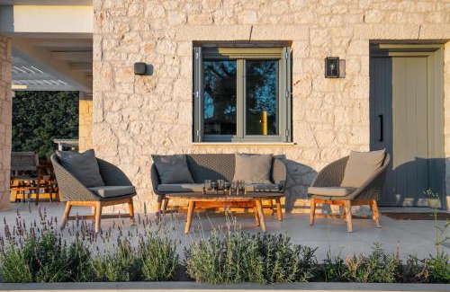 Evgiros Villa | Urania Luxury Villa Rhea