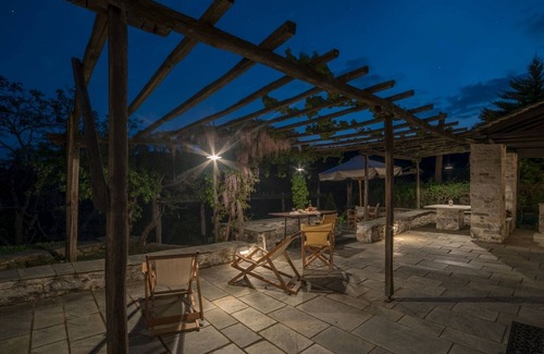 Pinakates House | Uranya Traditional Stone House