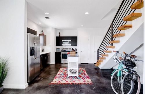 Near East Side House | Urban - A Birdy Vacation Rental