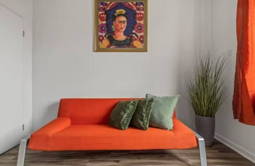 Millbourne Apartment | Urban Chic Suites Near Center City