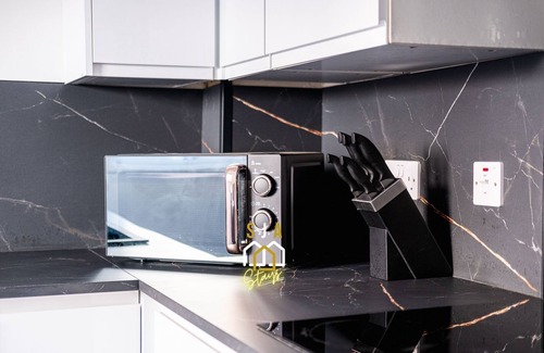 Central Aberdeen Apartment | Urban City Stay - SJA Stays - Luxury 2 Bed