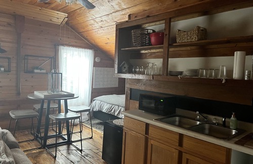 Buffalo City Cottage | Urban Cottage