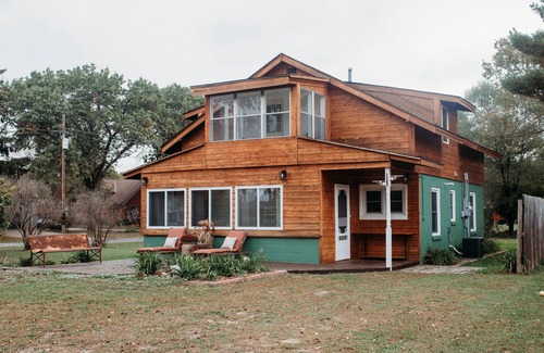 Buffalo City Cottage | Urban Cottage