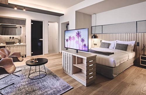 Glyfada Bed & Breakfast | Urban - Deluxe Suite in Glyfada