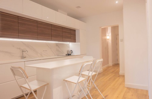 Ibiza Apartment | Urban Elegance in the Heart of Retiro