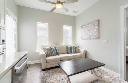 South Pensacola Apartment | Urban Flat - Downtown Pensacola