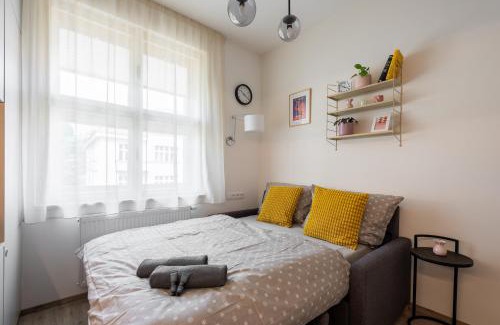 Dejvice Apartment | Urban Hideaway