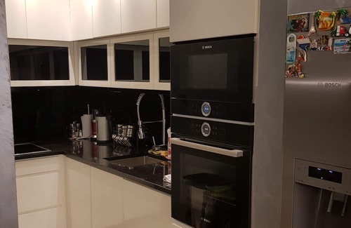 Vukov Spomenik Apartment | Urban Home Sweet Home & Parking