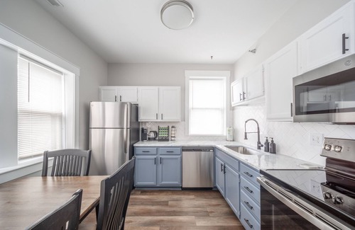 Old Northside Apartment | Urban Indy Haven: Central, Walkable, Quiet, & Safe
