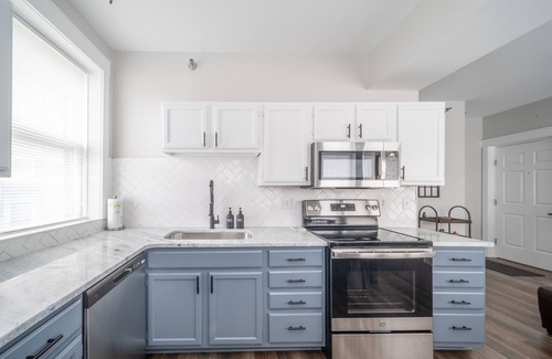 Old Northside Apartment | Urban Indy Haven: Central, Walkable, Quiet, & Safe