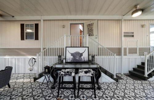 River Ranch House | Urban Lone Star Cowboy Retreat