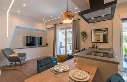 Ampelokipoi Apartment | Urban Luxury Haven in Athens Center