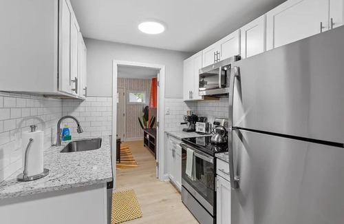 East Raleigh Apartment | Urban Oasis! Downtown Raleigh