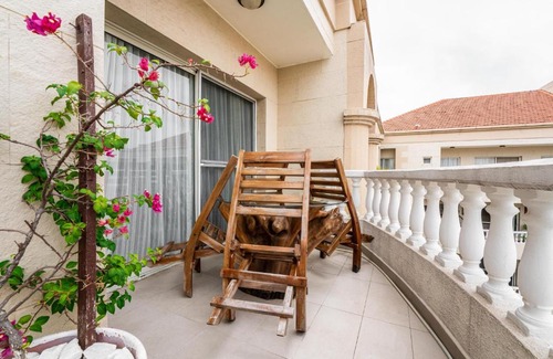 Ikoyi Apartment | Urban Pumpkin Cordyline