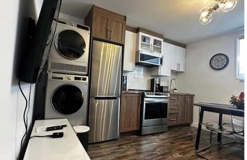 Beauport Apartment | Urban Refuge in Beauport