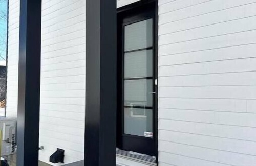Beauport Apartment | Urban Refuge in Beauport