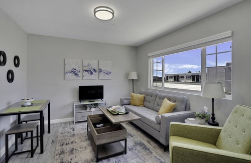 Aztec Apartment | Urban Retreat