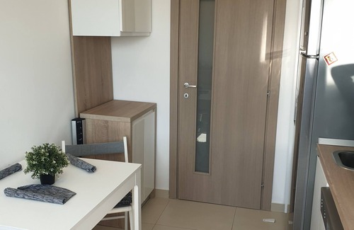 Sector 6 Apartment | Urban Twin Escape - 2 rooms apartment