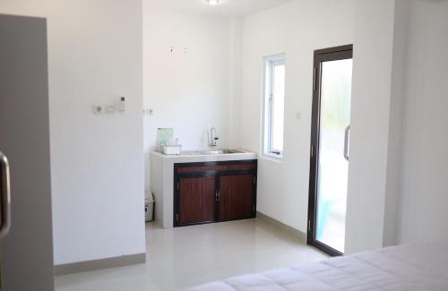 Biringkanya Hotel | Urbanview Hotel Eropa Maros near Sultan Hasanuddin Airport by RedDoorz