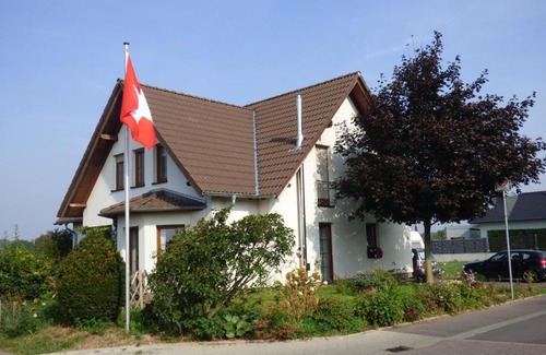 Wassenberg Apartment | Urlaub bei den Schweizern