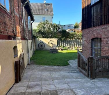 Schlutup Apartment | Urlaub in Einer Historischen Wassermühle an der Trave
