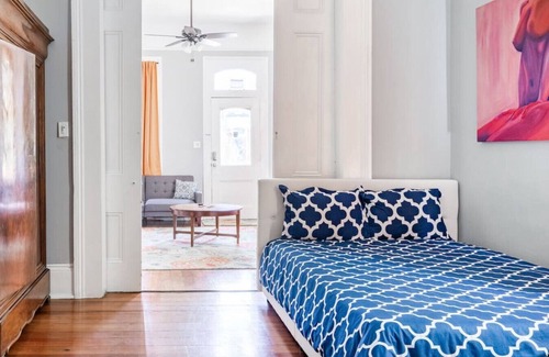 Treme Bed & Breakfast | Ursulines Colorful Historic Home near French Qtr