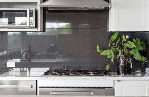 Urunga Apartment | Urunga Magic - Spacious 3-bedroom home with elevated views to catch the summer breez
