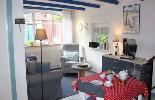 Ditzum House | Us Huuske, 45028 - Cottage