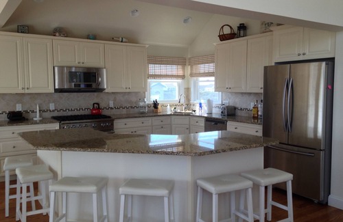 Beach Haven Crest House | Beautiful 5 Bedroom Home 3 Houses From Beach In Prime Lbi Location