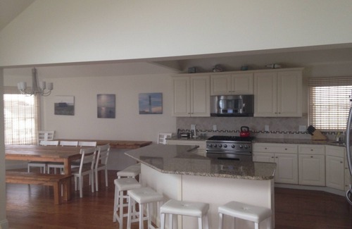 Beach Haven Crest House | Beautiful 5 Bedroom Home 3 Houses From Beach In Prime Lbi Location