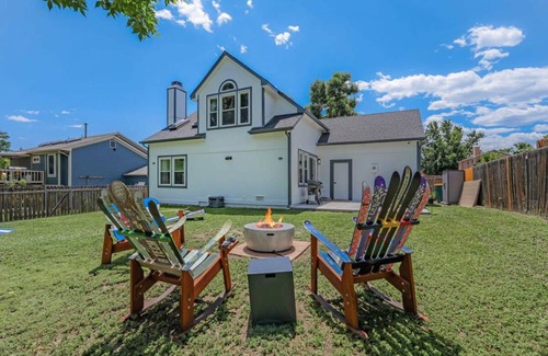 Northwest Colorado Springs House | House ∙ 3 bedrooms ∙ 6 guests