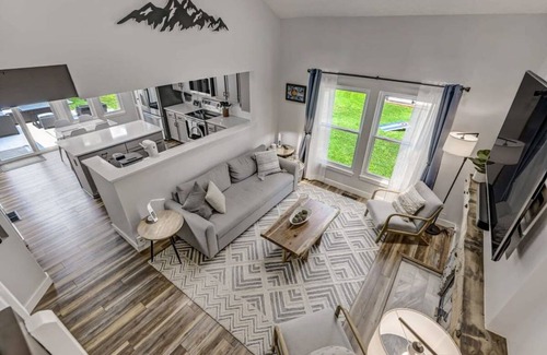 Northwest Colorado Springs House | House ∙ 3 bedrooms ∙ 6 guests