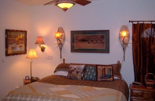 Hartsel Cabin | Pretty Rocky Mountain Retreat Near Buena Vista & Breck - just renewed license!