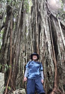 Bukit Lawang House | Ustin Nagoya Bukit Lawang Orangutan Trekking & transport only book with us