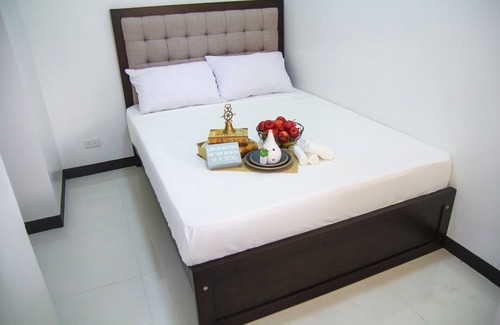 Limay Bed & Breakfast | V and G Suites Limay