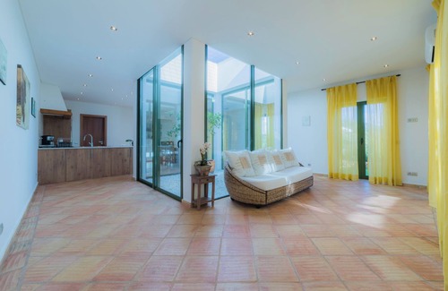 Ariolos Villa | V3 Casa Ariolos II in Estoi with shared pool