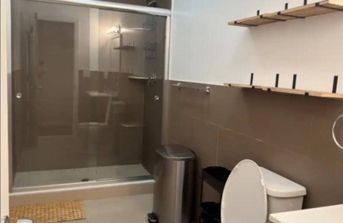McGinley Square House | V6 please contact us before booking This is private room, not entire place