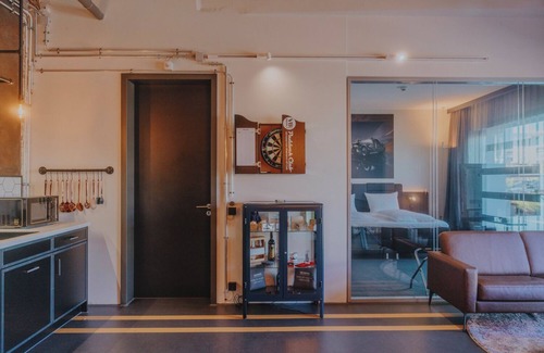 Ossendorf Hotel | V8 Hotel Köln