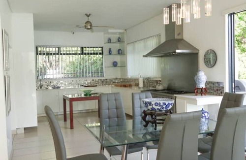 Vaalview House | Vaal River Luxury Villa