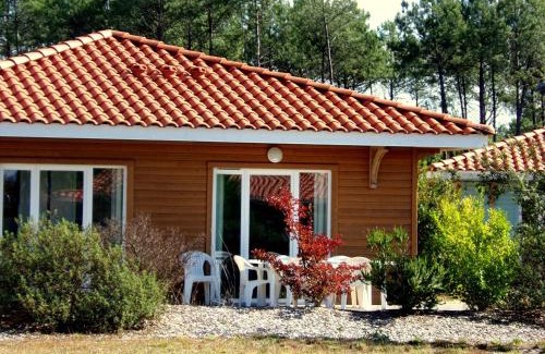 Parentis-en-Born Resort | Vacancéole - Le Domaine des Grands Lacs