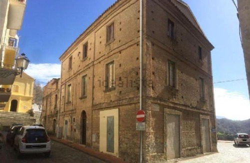 Paola Apartment | VACANZA TRA IL MARE E LA MONTAGNA The Lighthouse Group