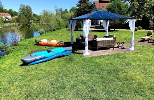 Neustadt an der Waldnaab Apartment | Vacation apartment on the upper floor with large garden and access to the Waldnaab