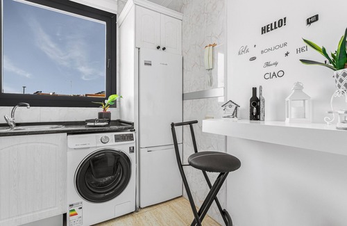Caleta de Fuste Apartment | Vacation Apartment 'Mar Y Sol' with Private Terrace and Wi-Fi