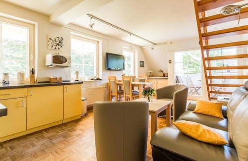 Ostseebad Ahrenshoop Apartment | Vacation apartment "Landhaus Butt 04"