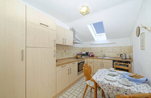Aschau im Chiemgau Apartment | Vacation apartment I in the adjoining house, 65 sqm with separate bedroom, north-east facing balcony