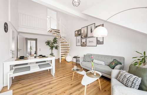 Neckarsulm Apartment | Vacation apartment Hirschegg, 2 x bath 5Z 10 beds kitchen 2 parking spaces, WLAN