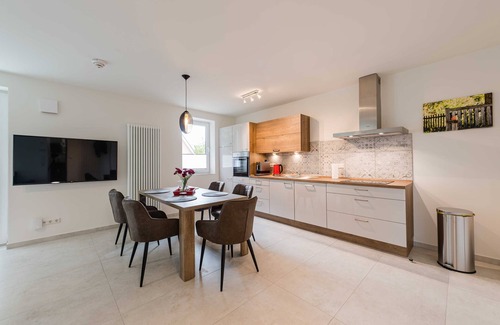 Leer Apartment | Vacation apartment 7 Midlum - Holiday apartments Citydomizil Leer, 15202