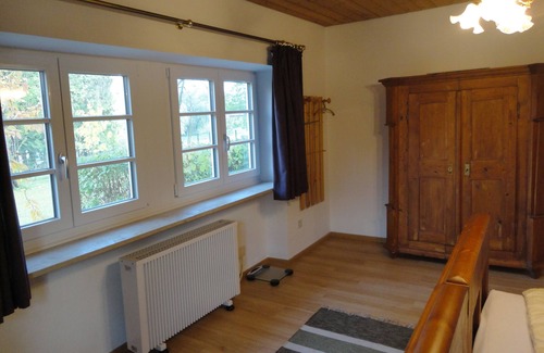 Prien am Chiemsee Apartment | Vacation apartment in Haus Wagner with sep. Bedroom, 64 sqm, terrace