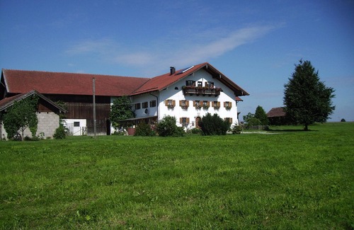 Saaldorf-Surheim Apartment | Vacation apartment, 84sqm, 3 bedrooms and terrace