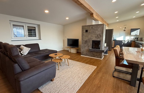 Neuravensburg Apartment | Vacation apartment Weitblick near Wangen in the Allgäu - Two Bedrooms - Terrace